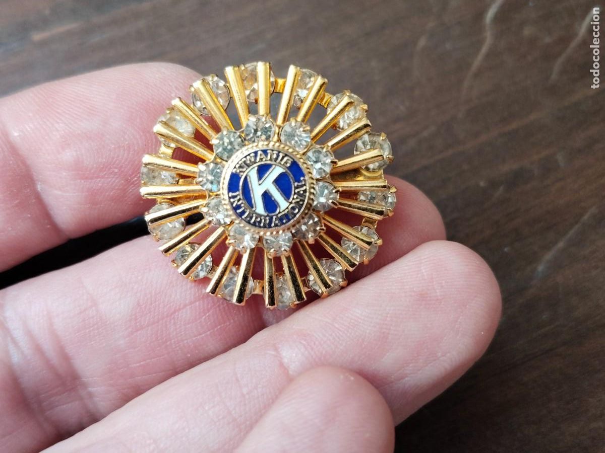 Joyeria: Broche Vintage de Kiwanis Internacional. - Foto 3