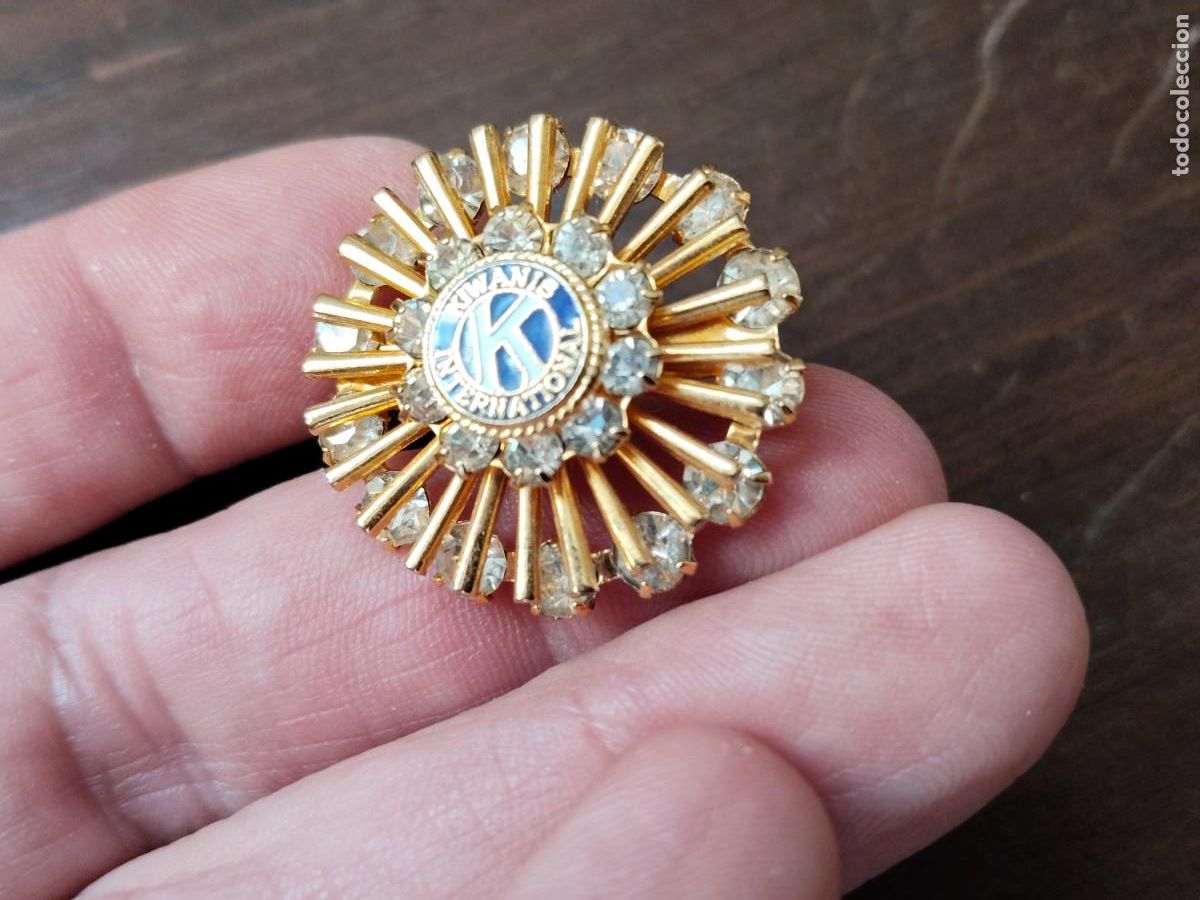 Joyeria: Broche Vintage de Kiwanis Internacional. - Foto 4