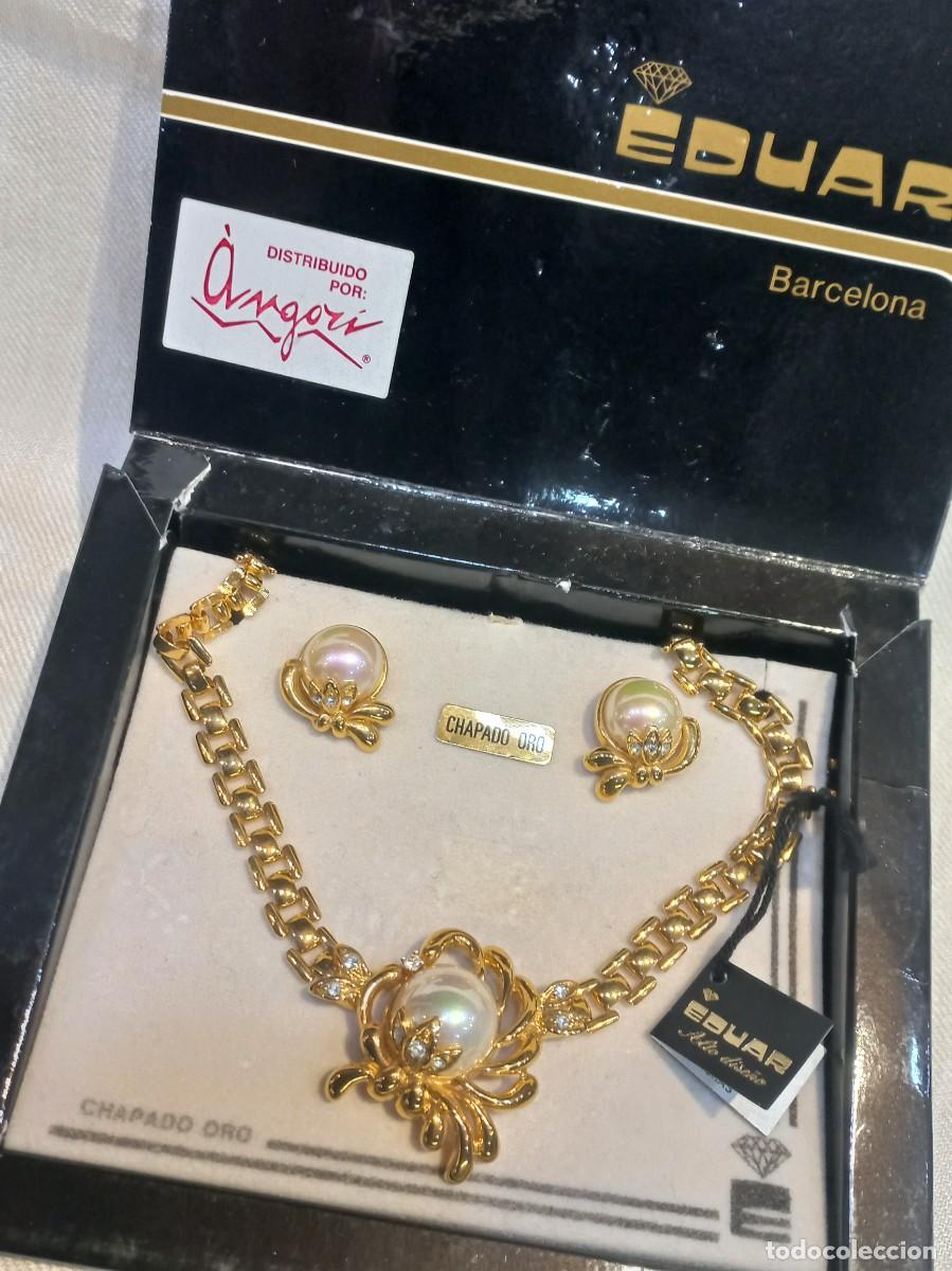 Joyeria: GARGANTILLA Y PENDIENTES chapado &uml;EDUAR&uml; (flor con perl&oacute;n plano nacarado)
