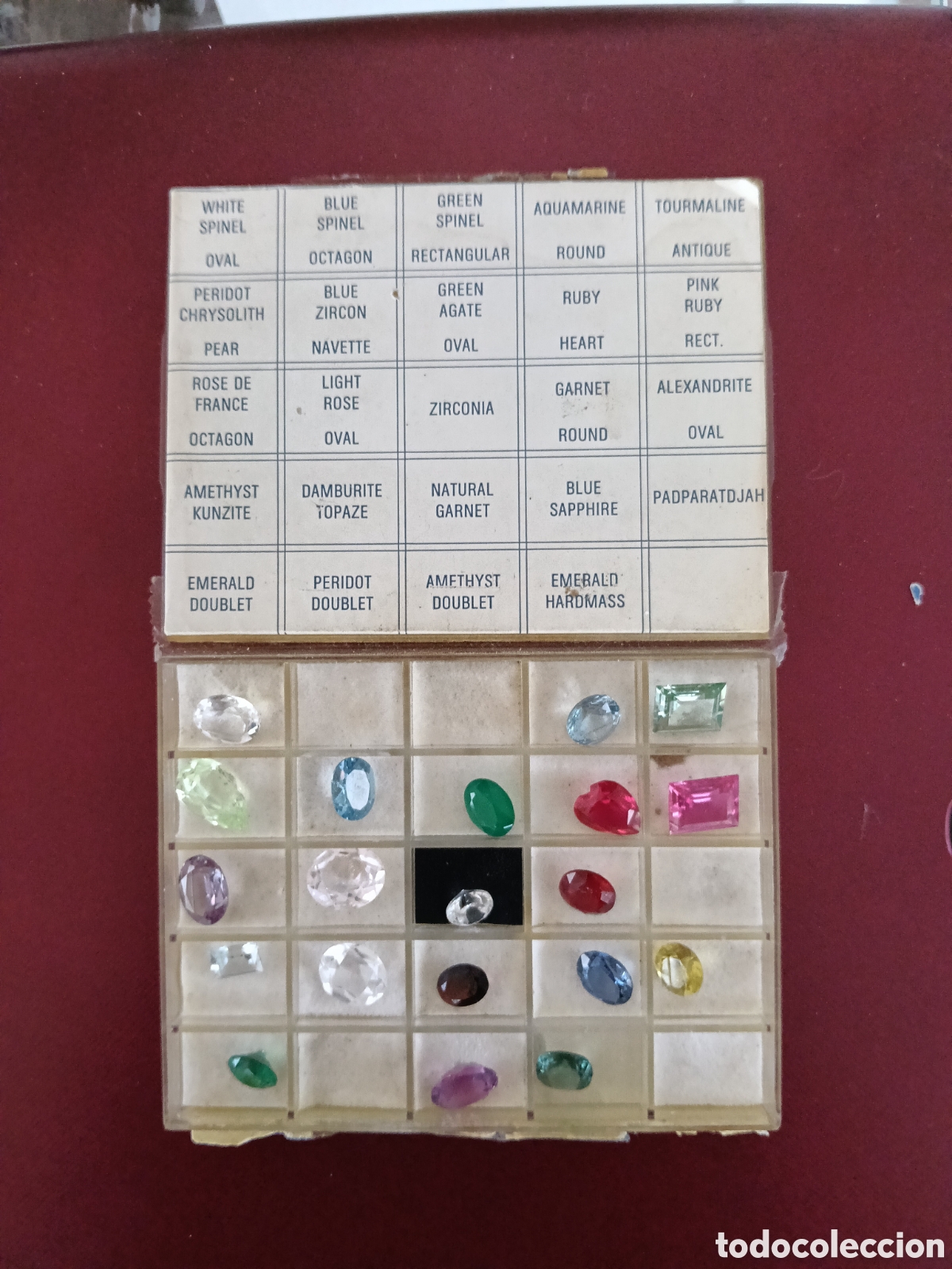 Joyeria: ANTIGUO MUESTRARIO &rdquo;DIL&rdquo; DE PIEDRAS SINT&Eacute;TICAS / IMITACIONES DE GEMAS - COMPLETO CON CAJA ORIGINAL