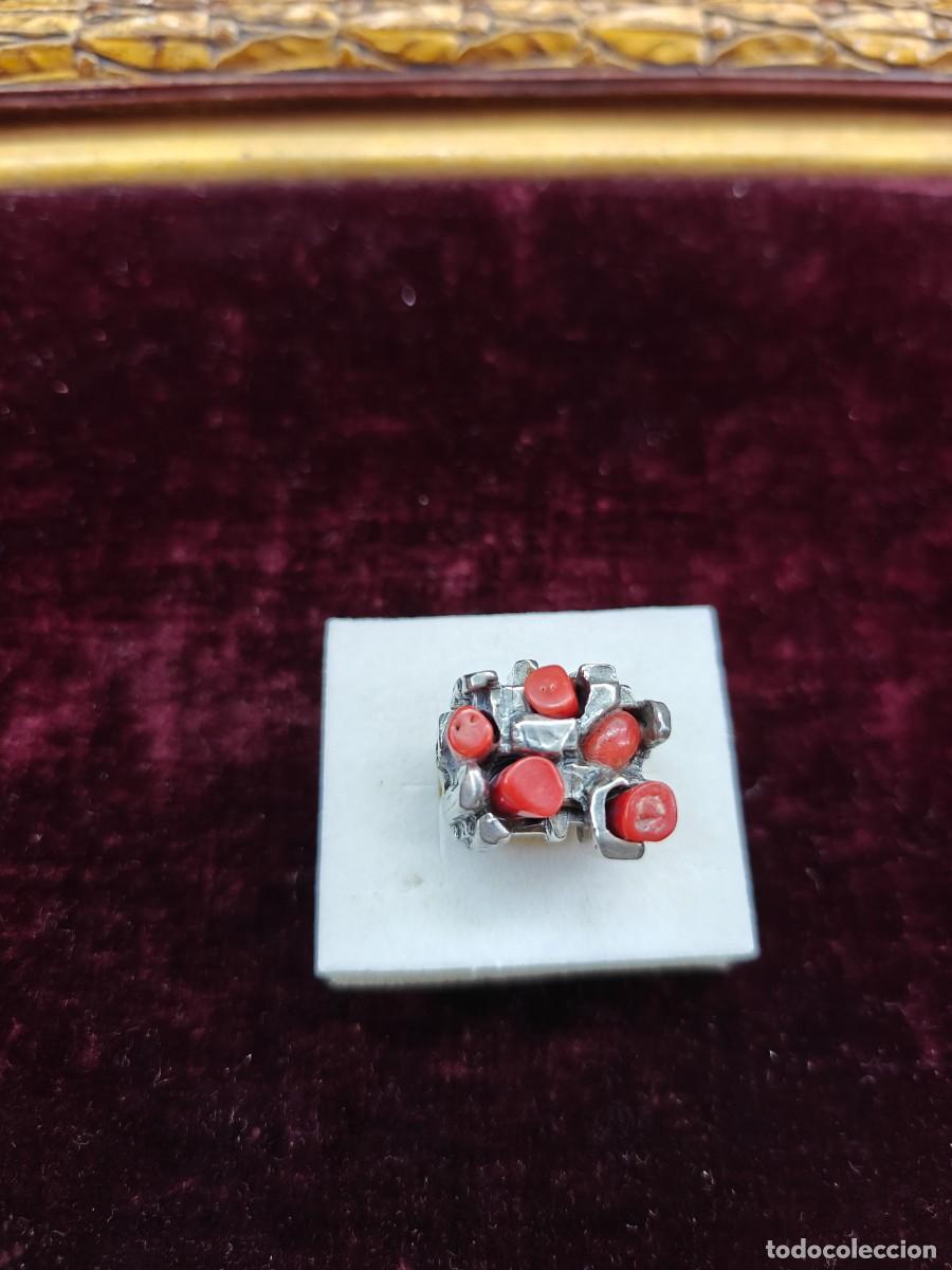 Joyeria: Anillo de plata y metal. - Foto 1