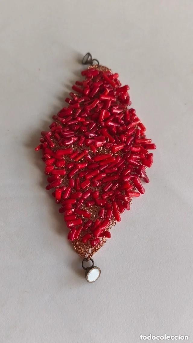 Joyeria: Pulsera ANCHA artesanal de coral roja y malla met&aacute;lica