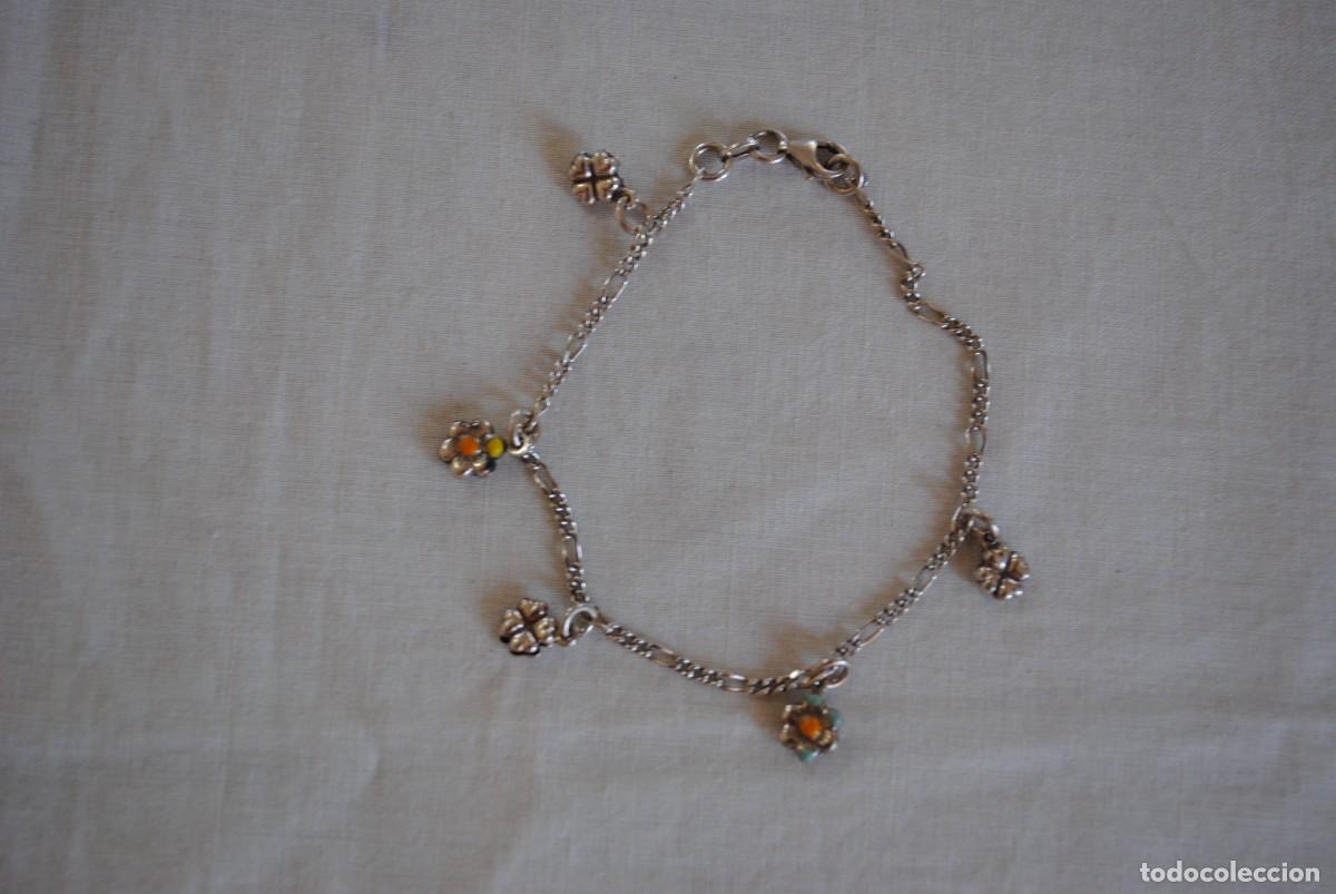 Joyeria: PULSERA DE PLATA CON COLGANTES EN FORMA DE MALGARITAS . - Foto 1