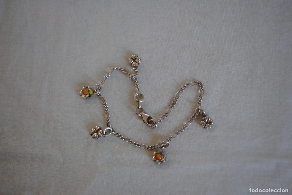 Joyeria: PULSERA DE PLATA CON COLGANTES EN FORMA DE MALGARITAS . - Foto 2