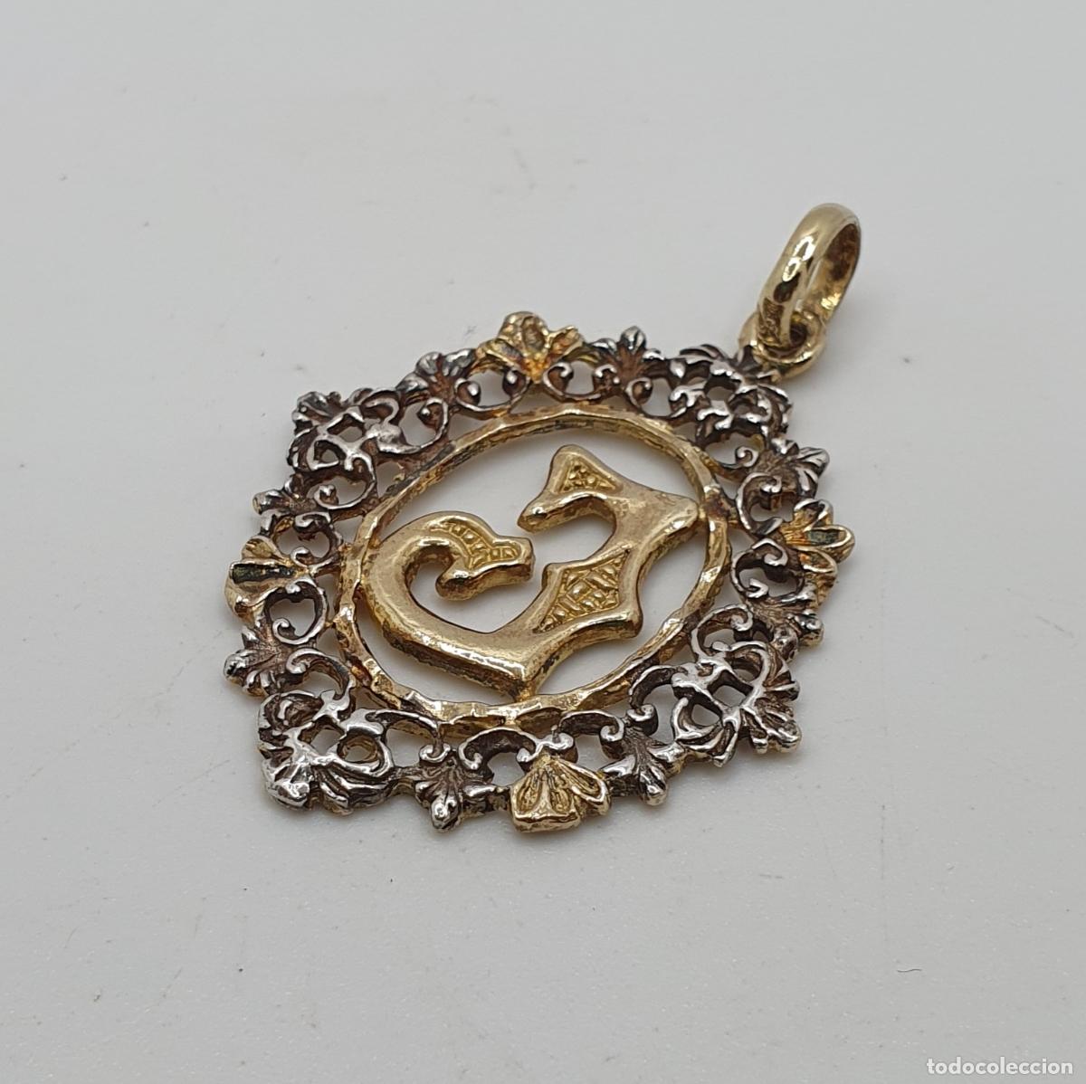 Joyeria: Bello colgante antiguo de estilo Victoriano en plata de ley 925 chapado en oro de 18k con la letra J