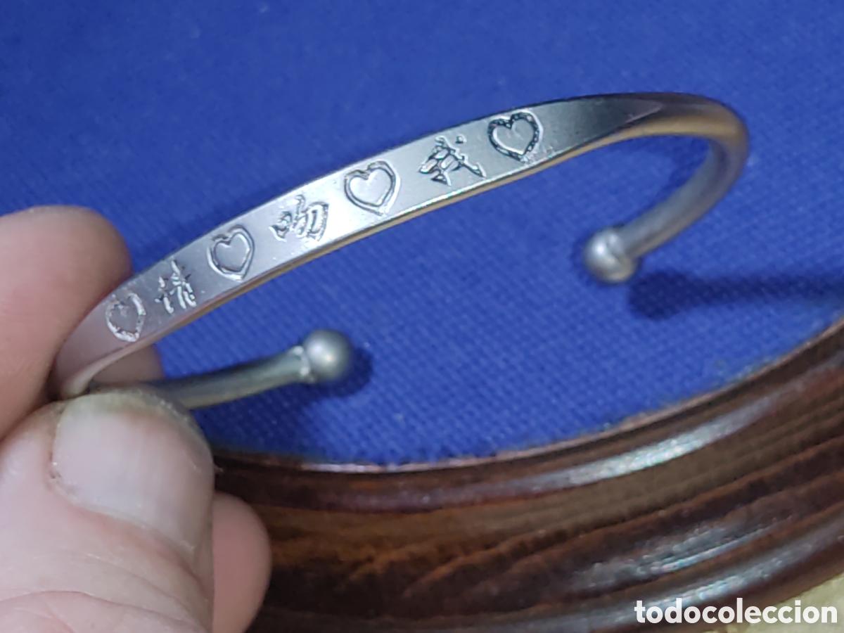 Joyeria: Pulsera plateada vintage.