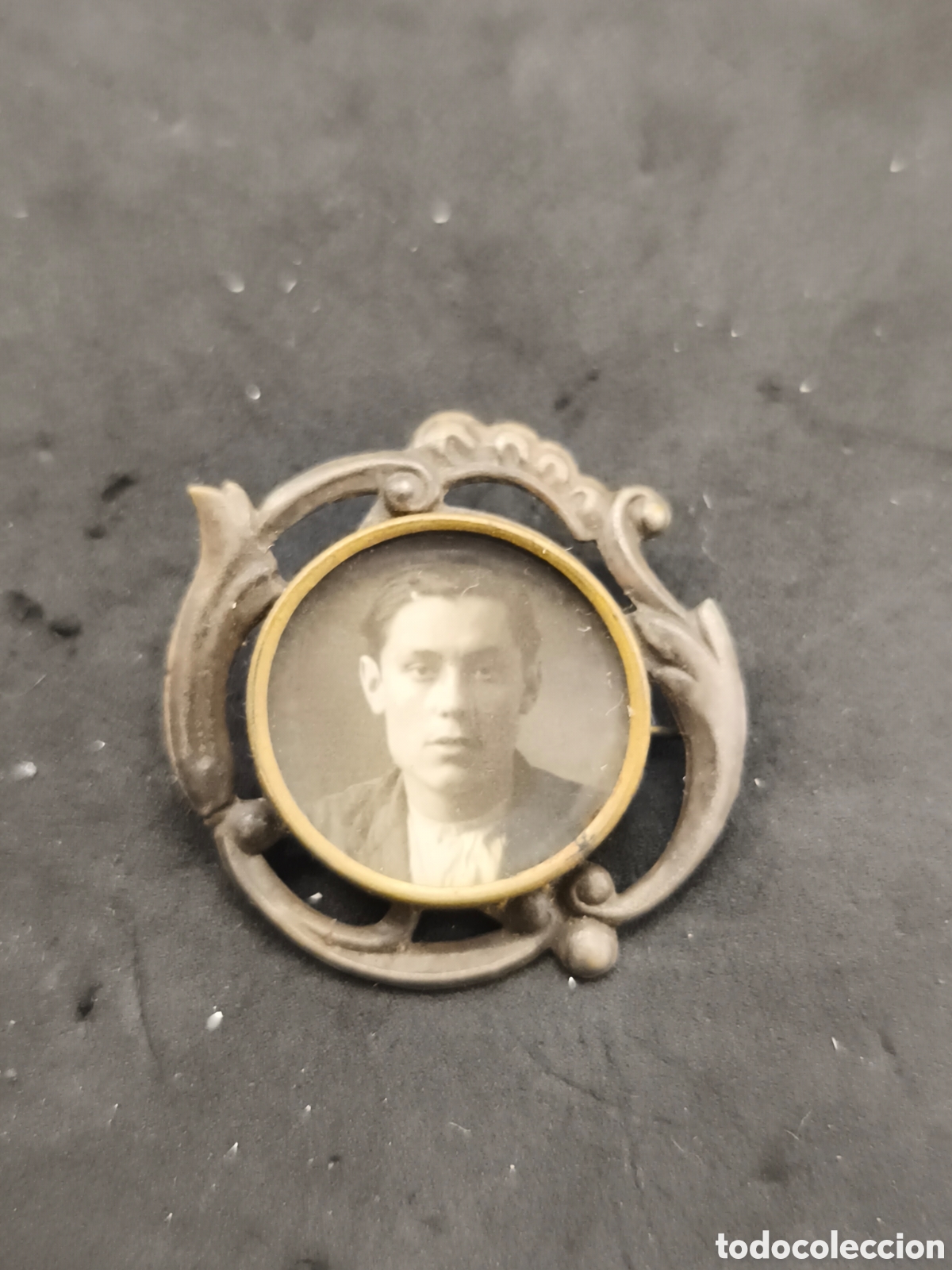 Joyeria: Antiguo broche portarretratos