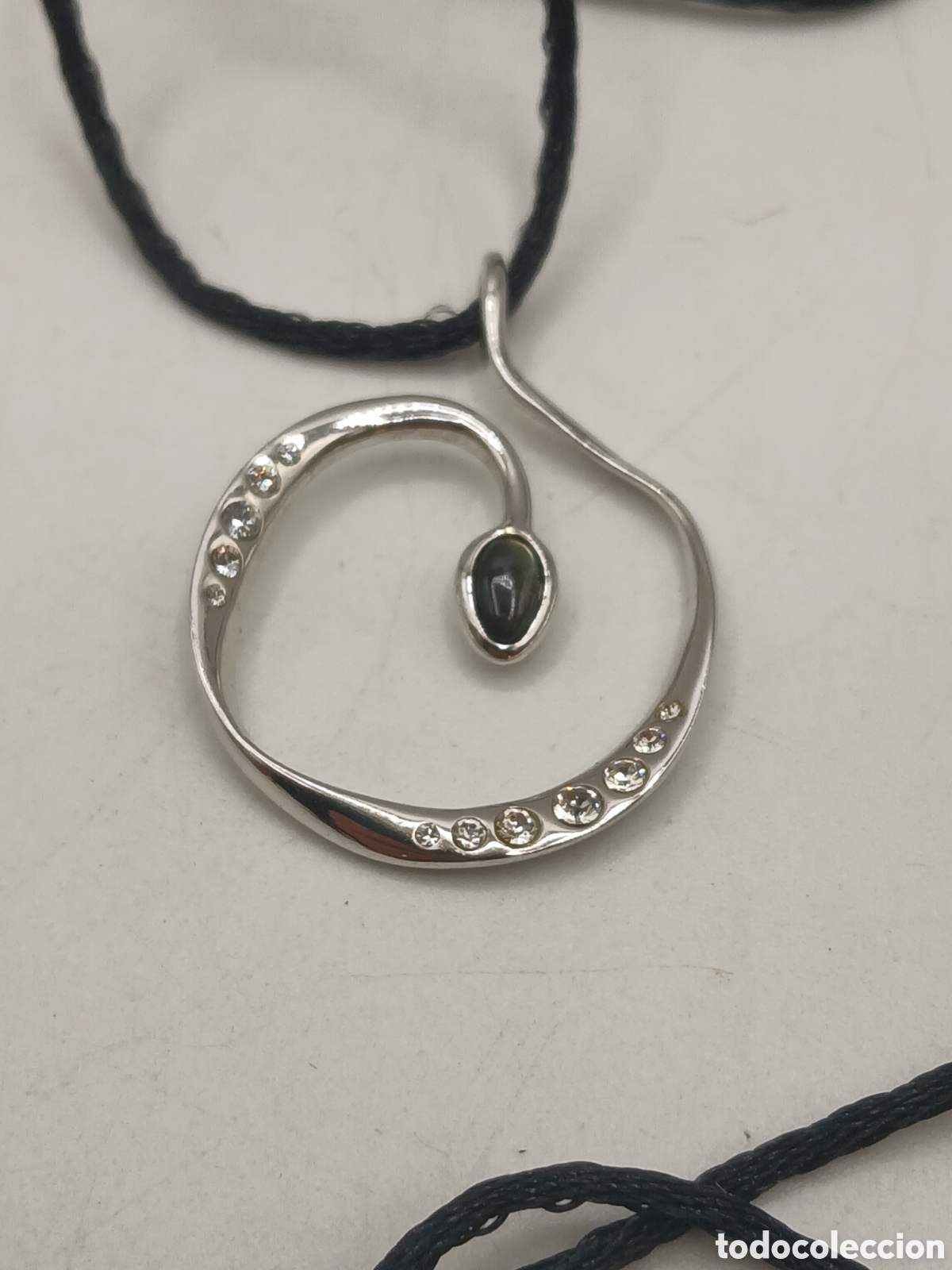 Joyeria: Colgante Misaki plata 925mls y cuarzo. Cord&oacute;n algod&oacute;n
