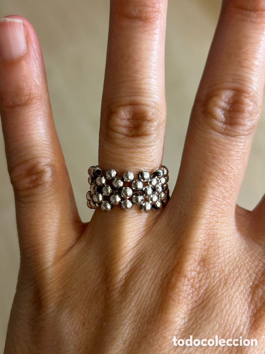 Joyeria: Anillo de bolitas de plata.