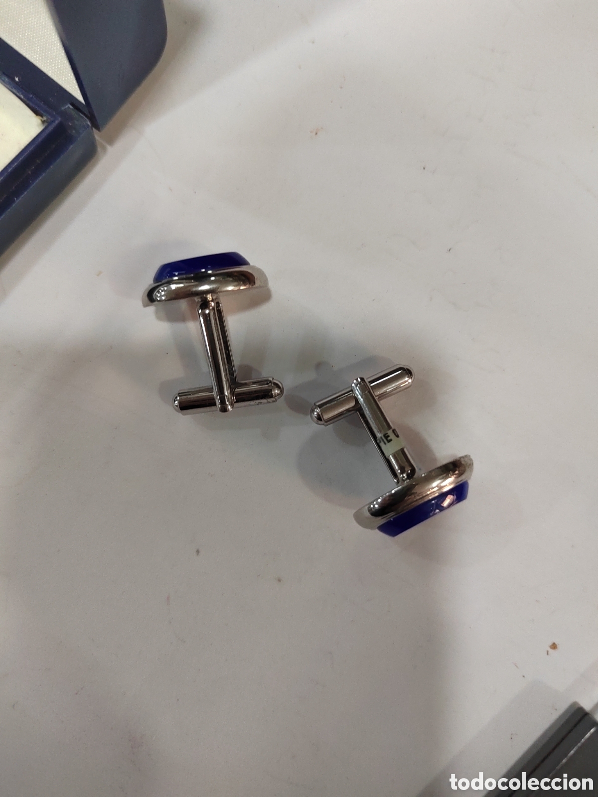 Joyeria: Elegantes gemelos filman camiseros - Foto 4
