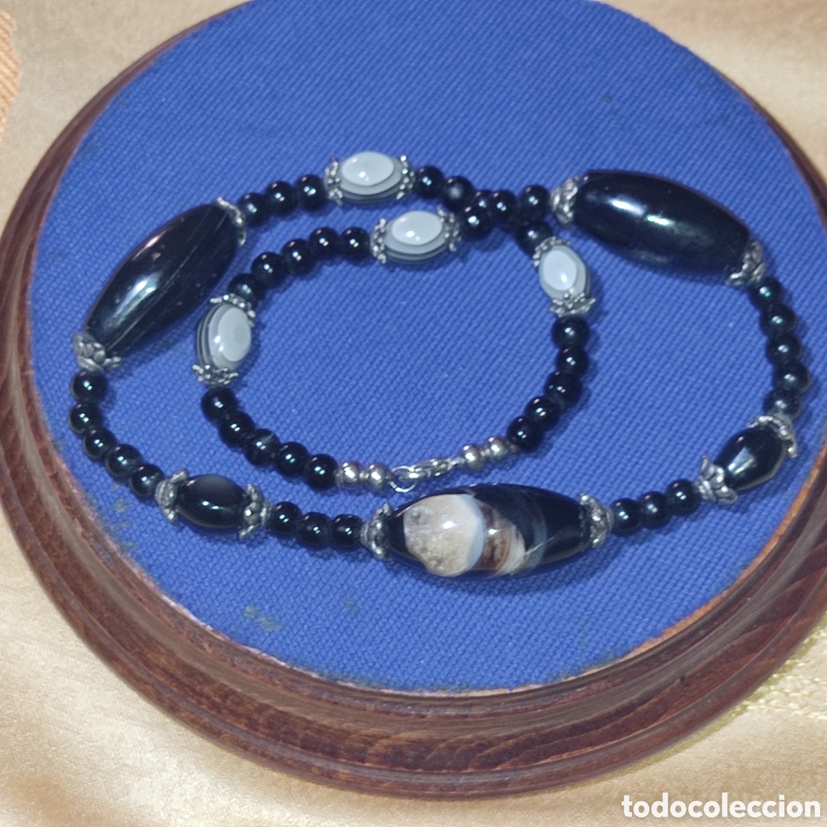 Joyeria: COLLAR DE PIEZAS DE AGATAS Y CUENTAS DE ONICE NEGRO.VINTAGE.