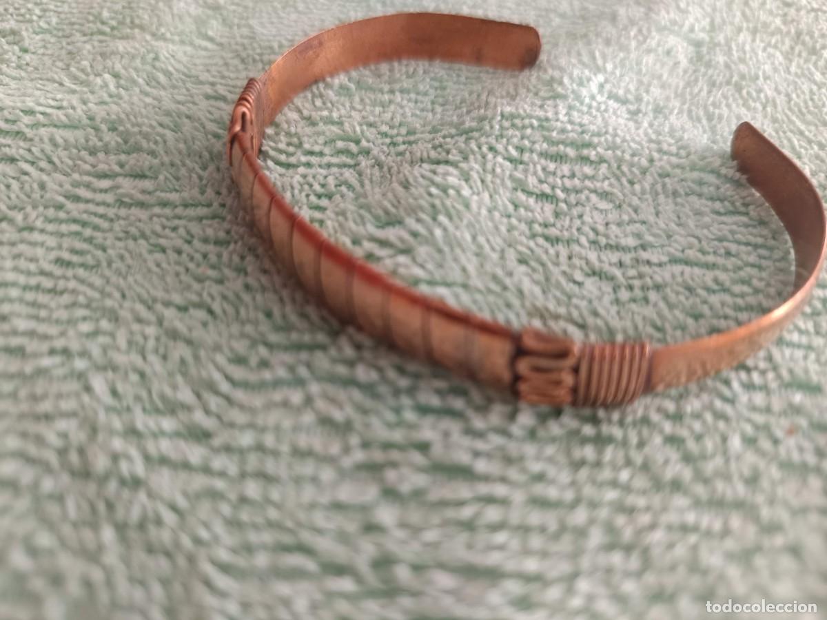 Joyeria: Brazalete artesanal de metal