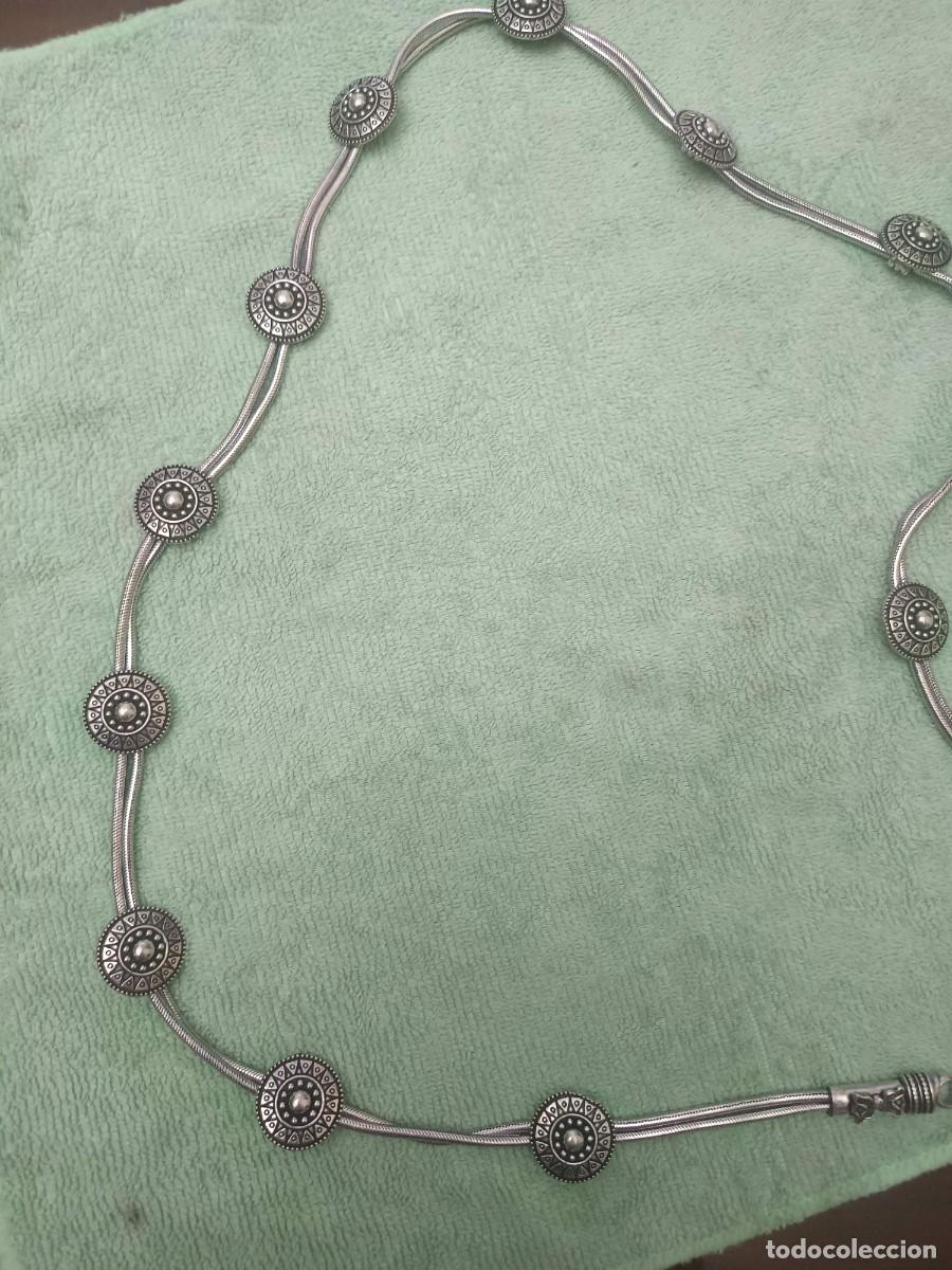 Joyeria: Cintur&oacute;n de cadena estilo bohemio en tono plateado