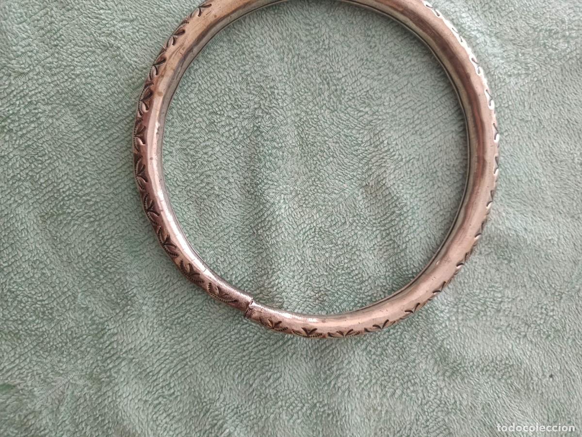Joyeria: Brazalete r&iacute;gido tradicional de metal - Foto 6