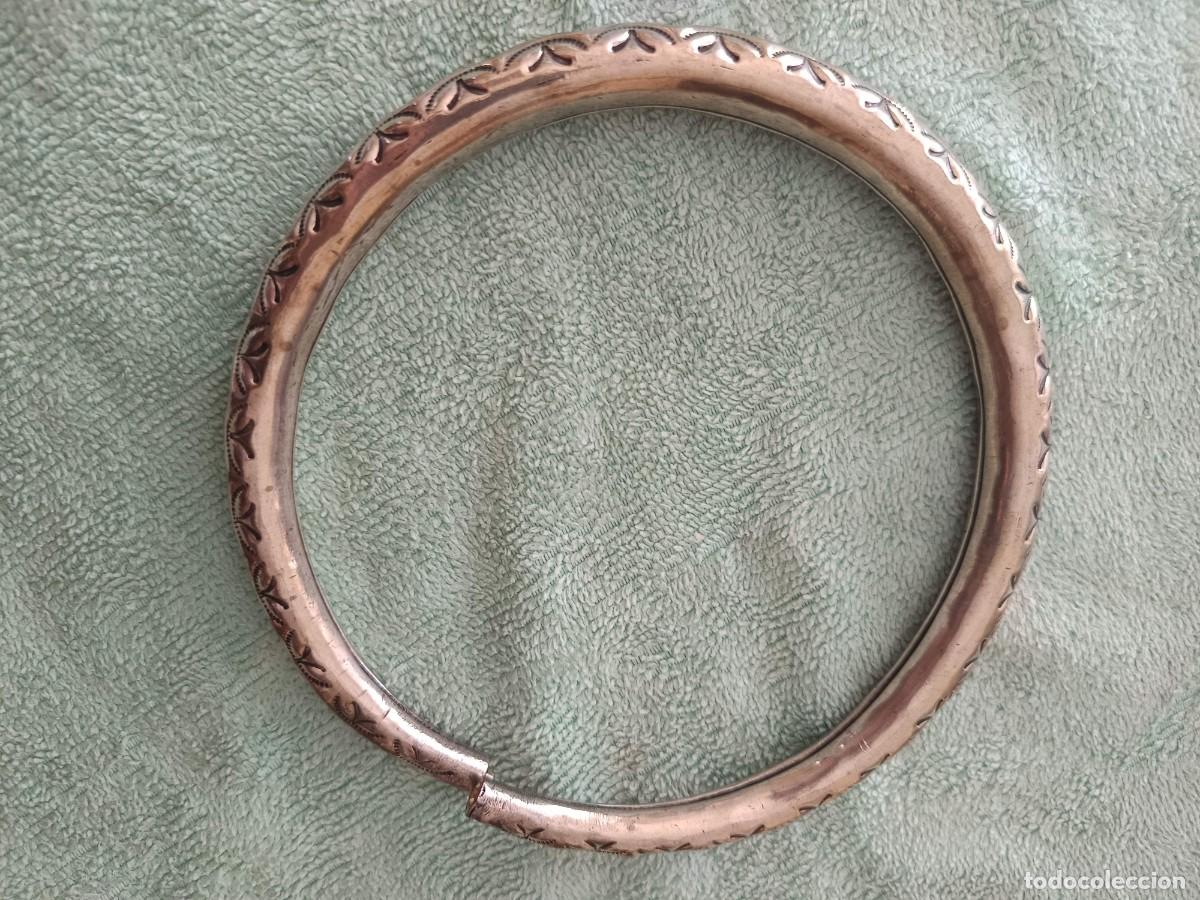 Joyeria: Brazalete r&iacute;gido tradicional de metal - Foto 7
