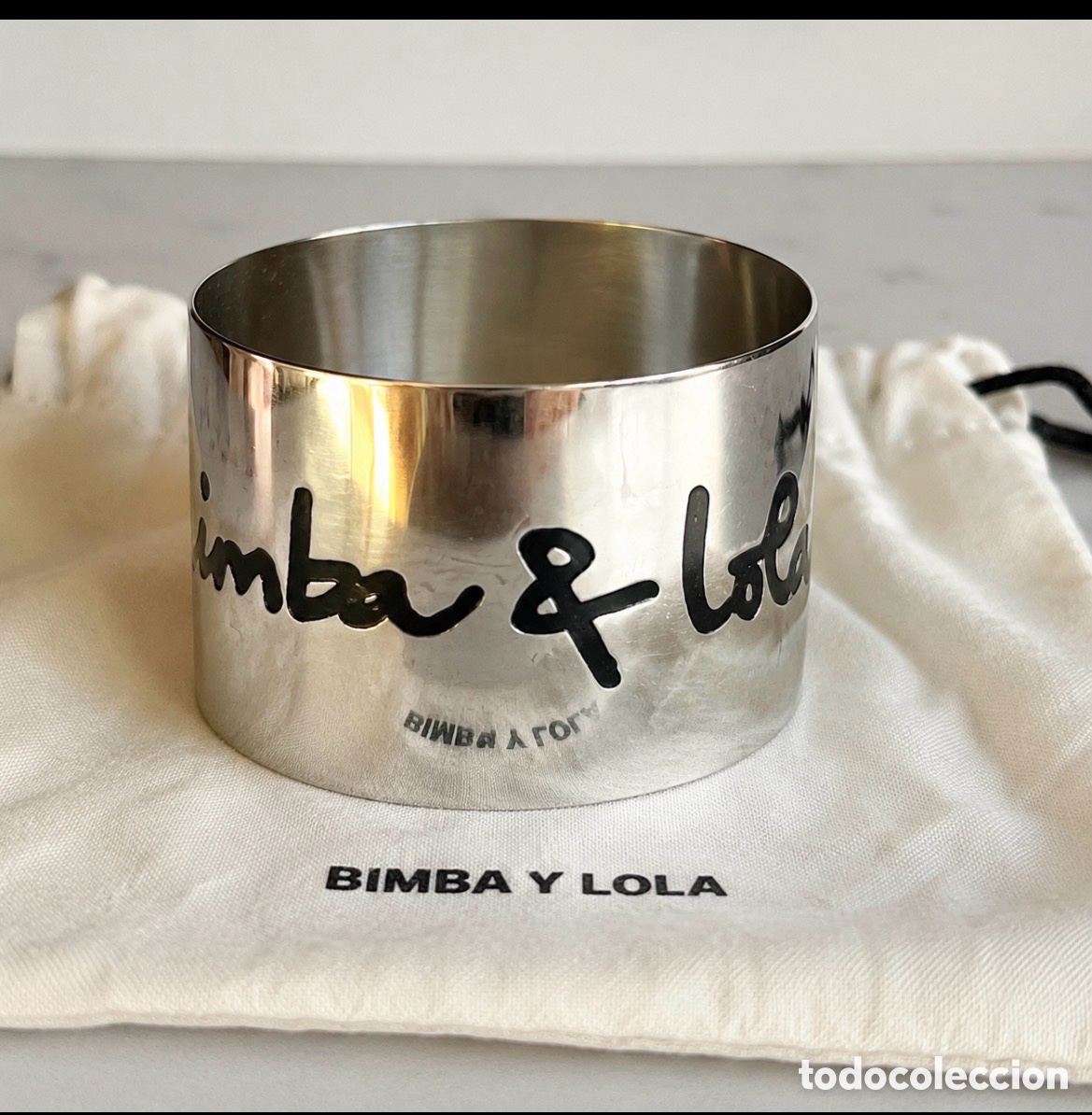 Joyeria: Pulsera Bimba y Lola plateada con logo &ndash; Dise&ntilde;o original y elegante