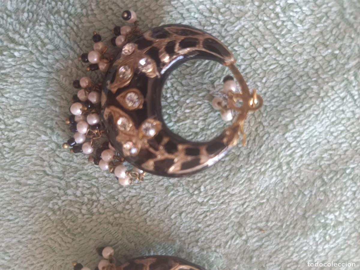 Joyeria: Pendientes artesanales estilo Chand Bali de Jaipur Lac hechos a mano en Rajast&aacute;n