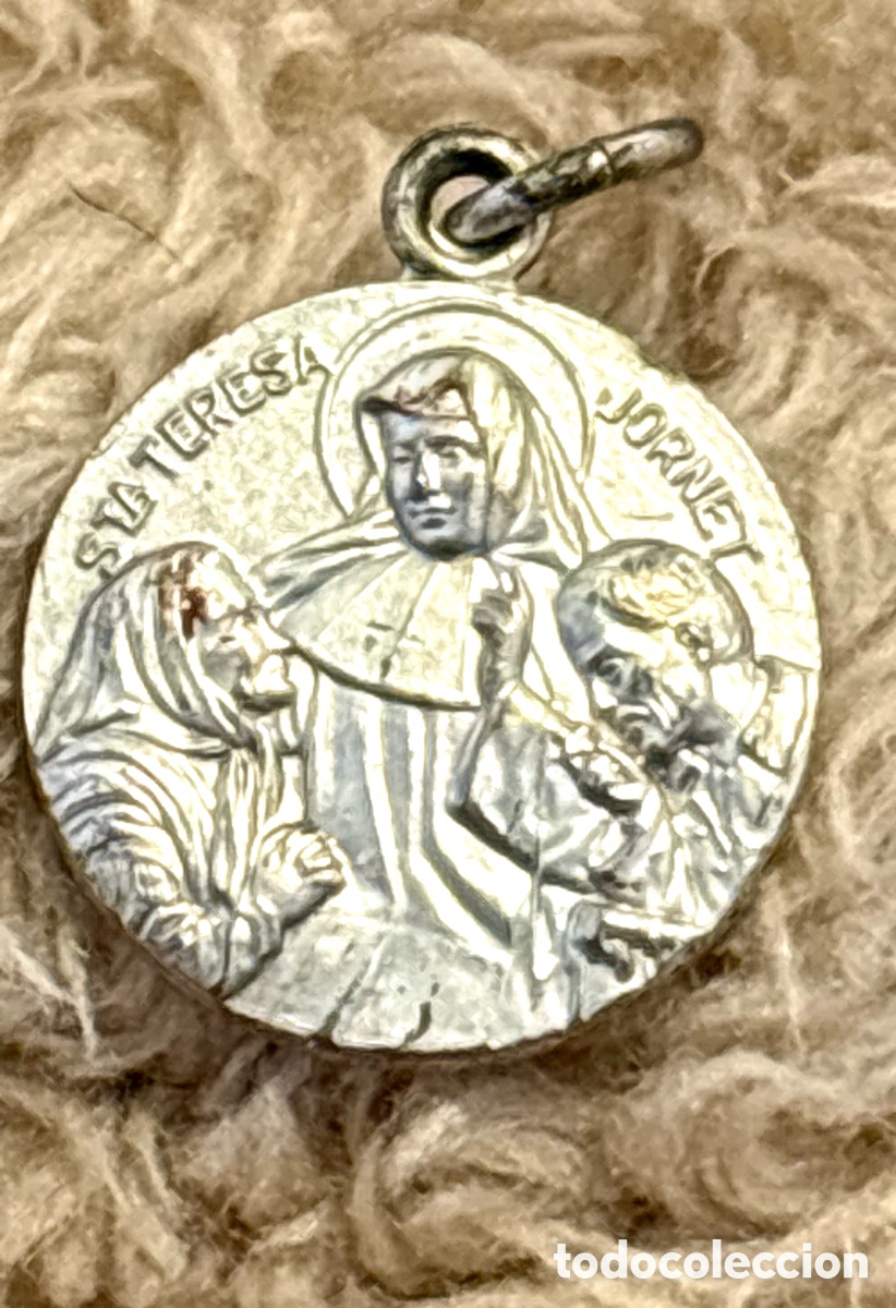 Joyeria: Medalla Relicario de Santa Teresa Jornet - Canonizaci&oacute;n A&ntilde;o 1974 - Con Reliquia Ex-Indumentis