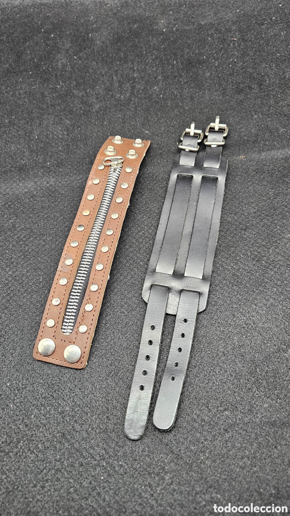 Joyeria: Pulseras retro punk....