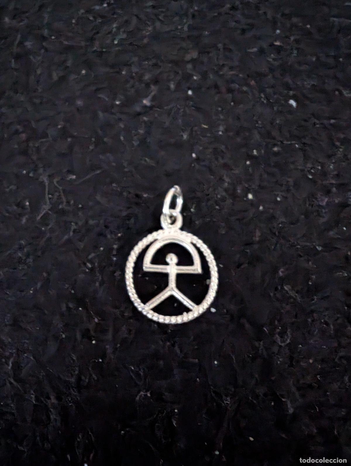 Joyeria: COLGANTE PEQUE&Ntilde;O DEL INDALO DE ALMERIA. PESO: 0,74 gr. 1,25 cm
