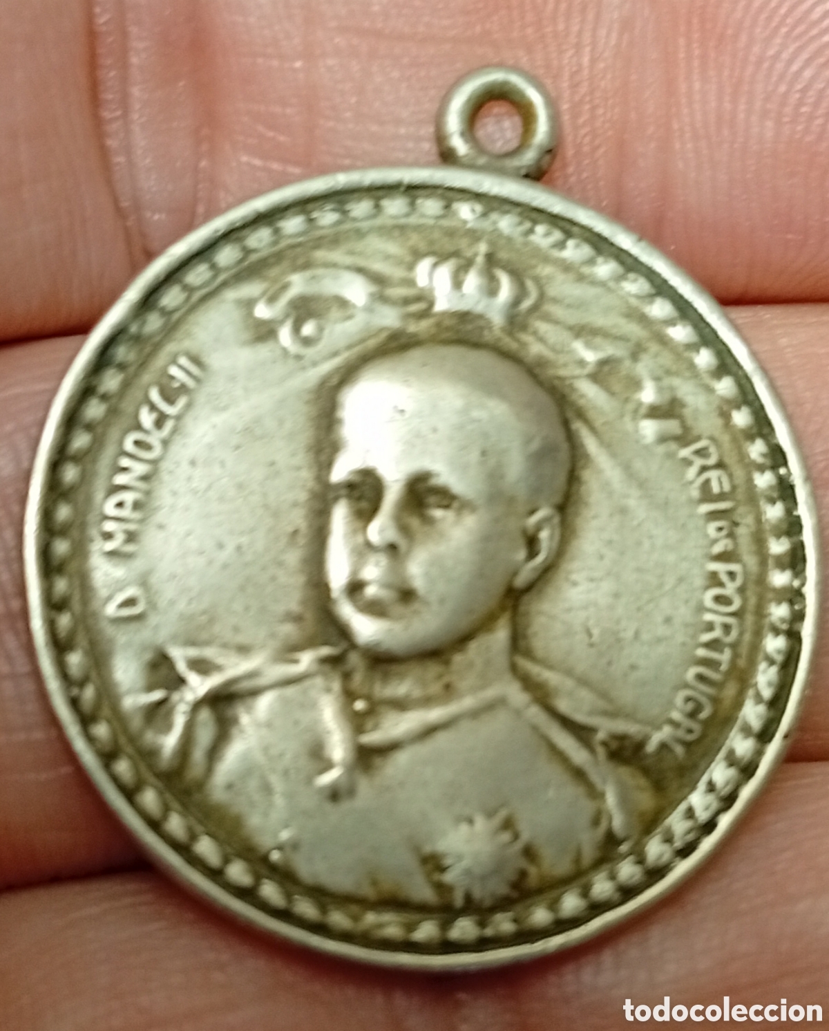 Joyeria: Antigua medalla de plata D Manuel II rey de Portugal