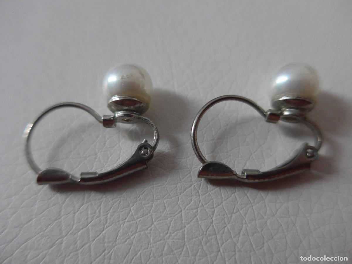 Joyeria: JUEGO DE PENDIENTES DE METAL CON PERLAS - Foto 2