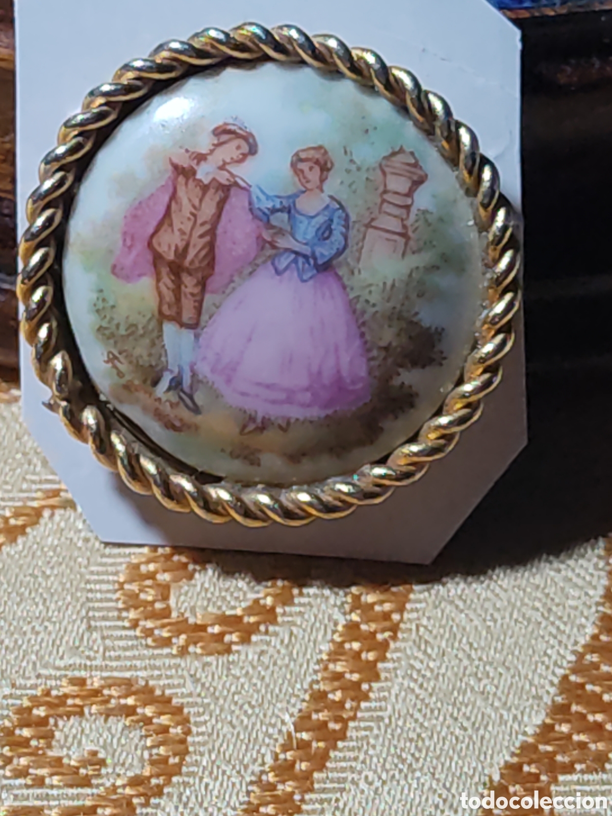 Joyeria: Broche de porcelana con imagen rom&aacute;ntica o de &eacute;poca estilo Limoges.*F*