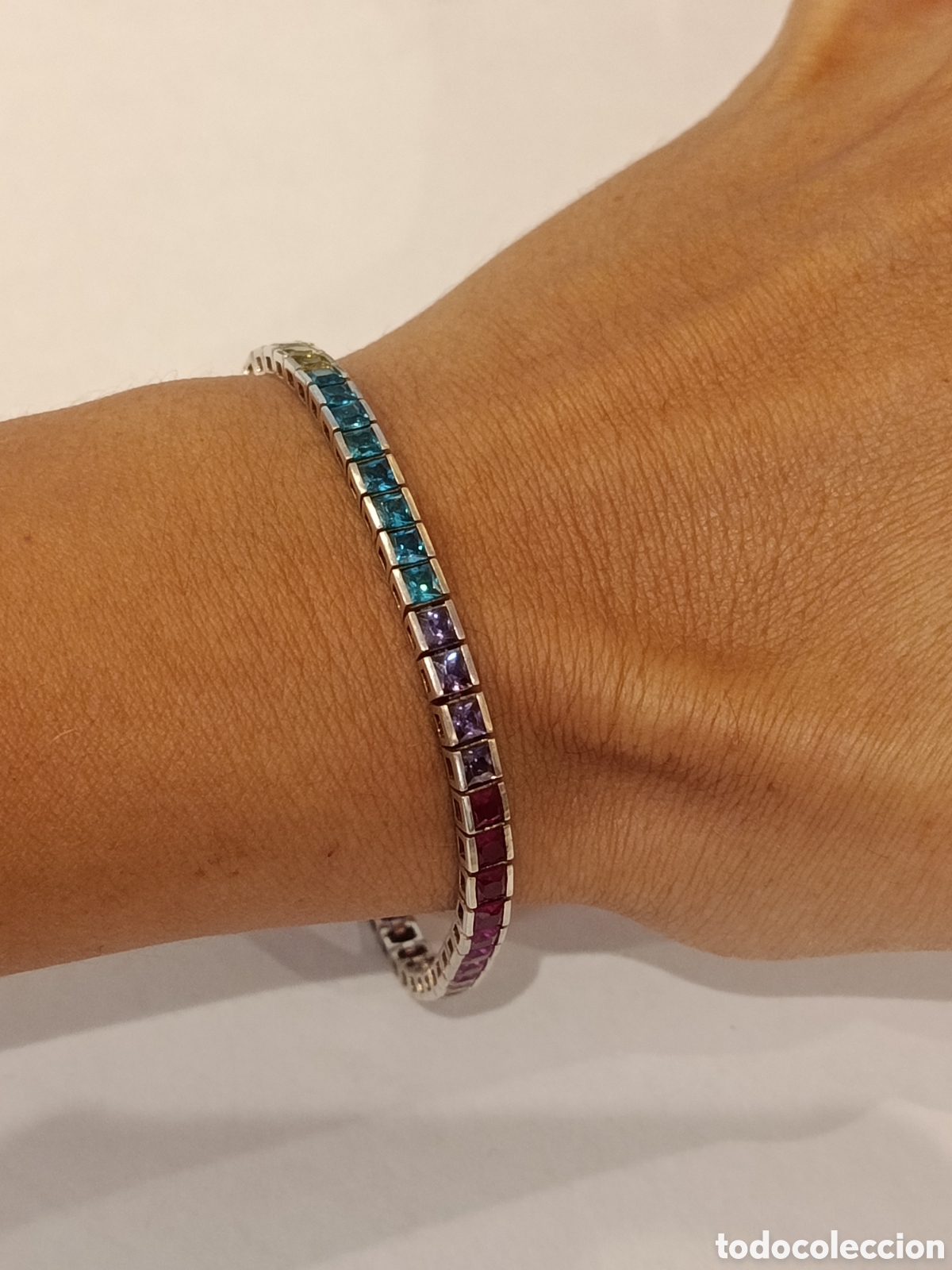 Joyeria: Pulsera de plata con circonitas de colores. Tama&ntilde;o grande