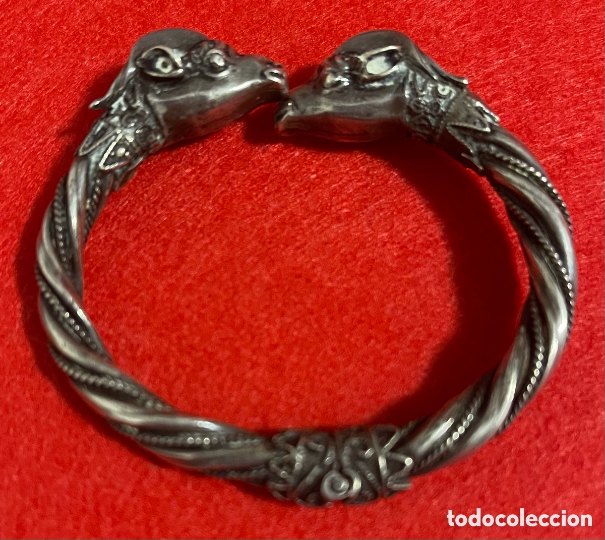 Joyeria: Magnifica pulsera esclava, en plata de ley