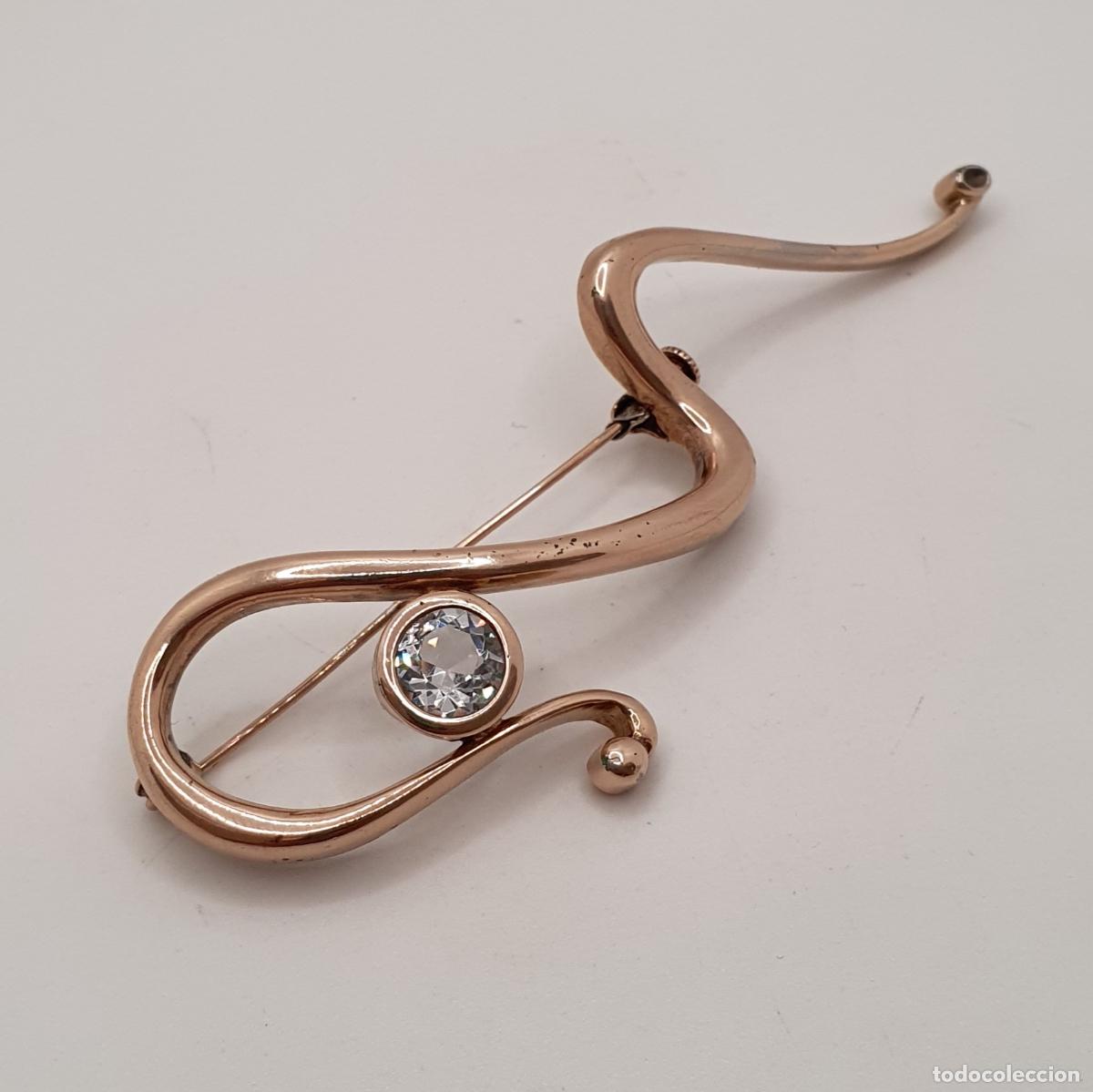 Joyeria: Espectacular broche antiguo de dise&ntilde;o en plata de ley 925 con acabados en oro, circonita incrustada.