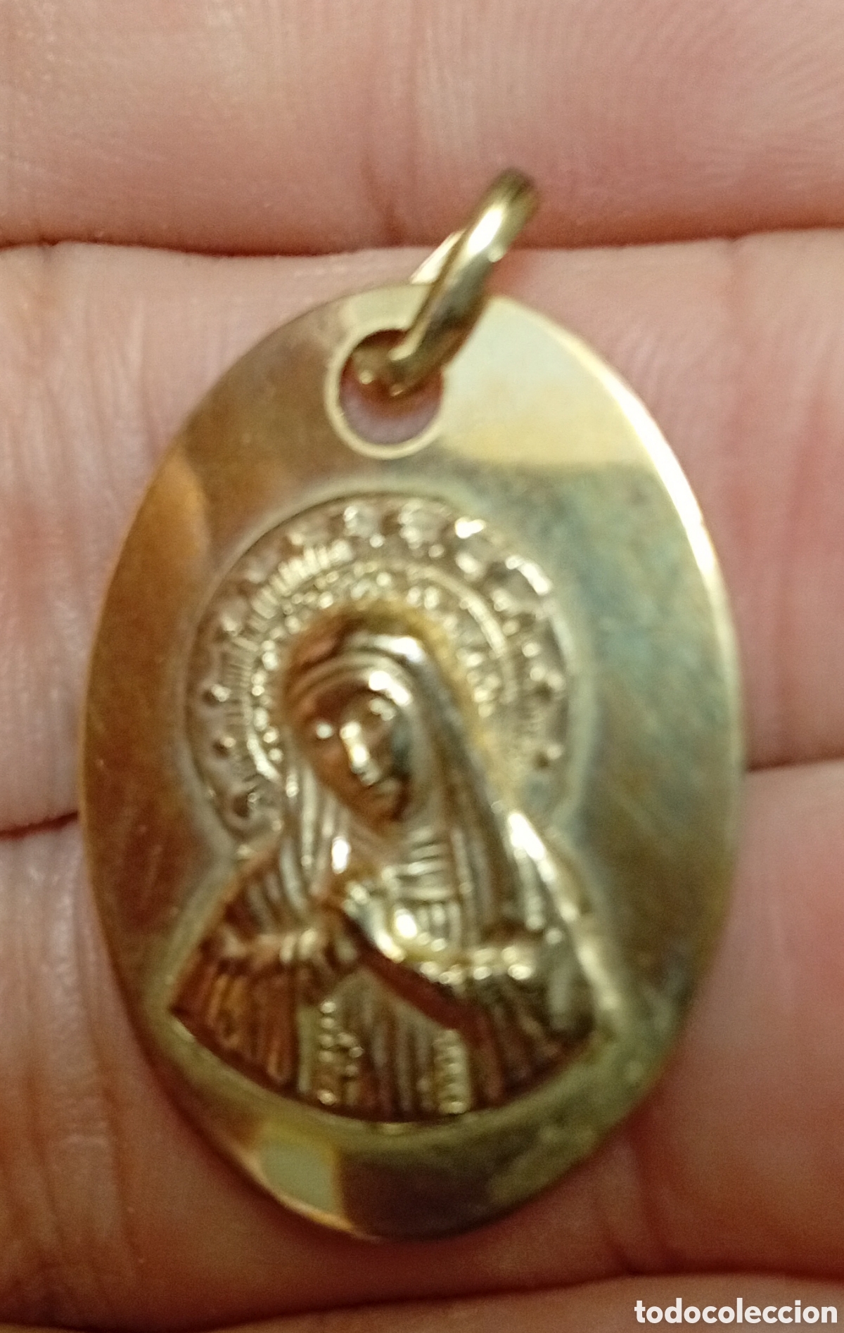 Joyeria: Preciosa medalla de plata dorada vintage de la firma Cristian Lay