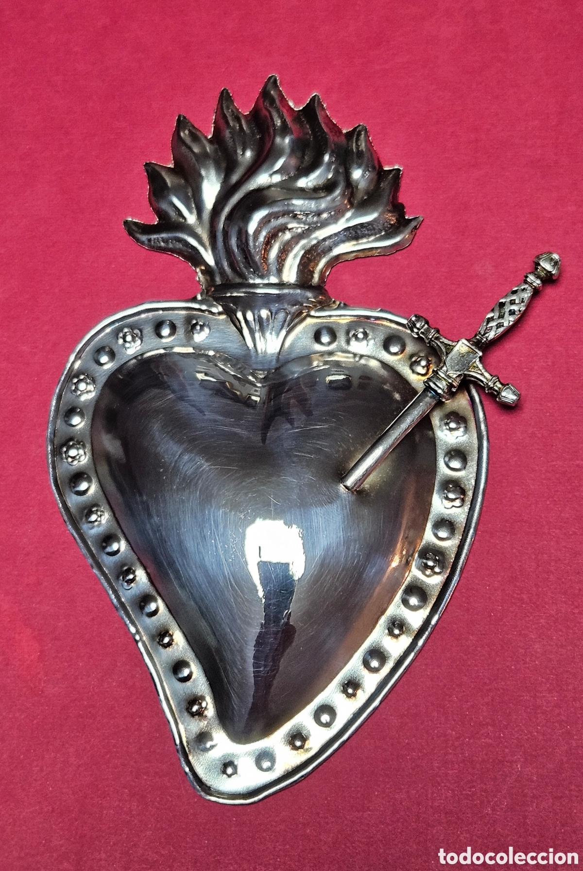 Joyeria: ORIGINAL CORAZ&Oacute;N EX-VOTO CON DAGA