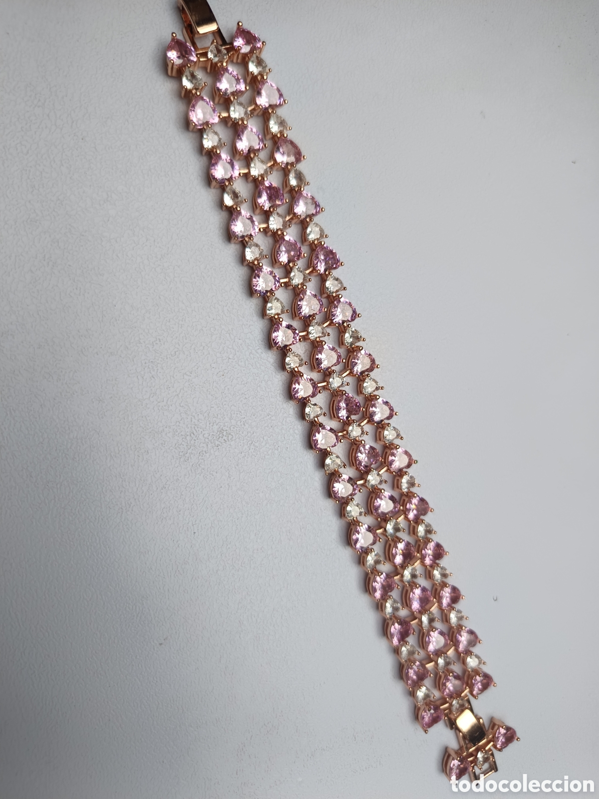Joyeria: Pulsera corazones de cristal rosa metal rosado bella tres filas