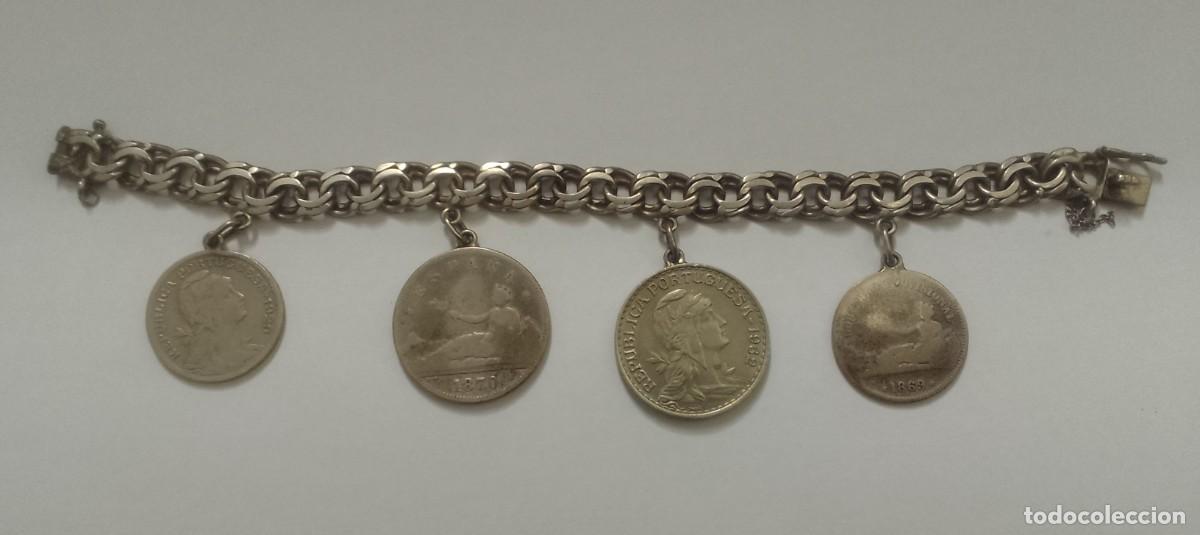 Joyeria: PULSERA DE PLATA CON MONEDAS