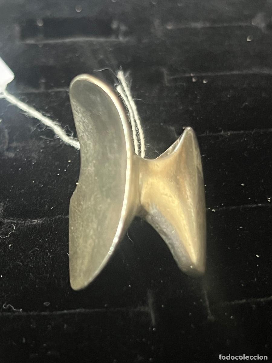 Joyeria: ANILLO DE DISE&Ntilde;O DE PLATA DE JOAQU&Iacute;N BERAO . MADRID
