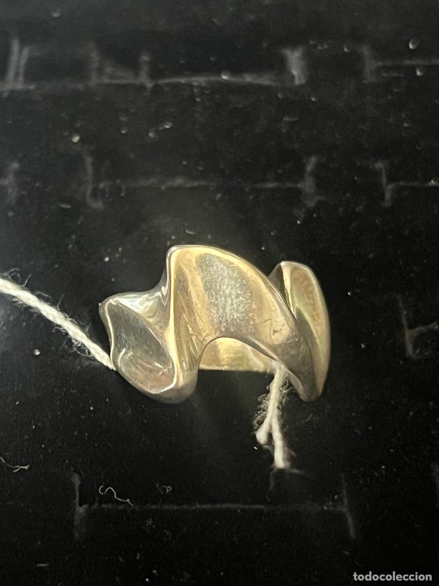 Joyeria: ANILLO DE DISE&Ntilde;O DE PLATA DE JOAQU&Iacute;N BERAO . MADRID