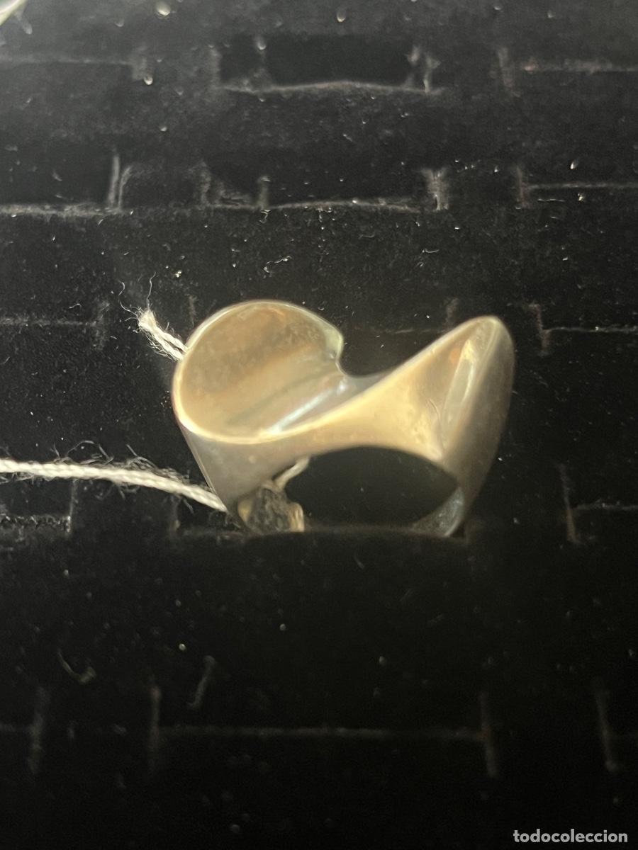 Joyeria: ANILLO DE DISE&Ntilde;O DE PLATA DE JOAQU&Iacute;N BERAO . MADRID