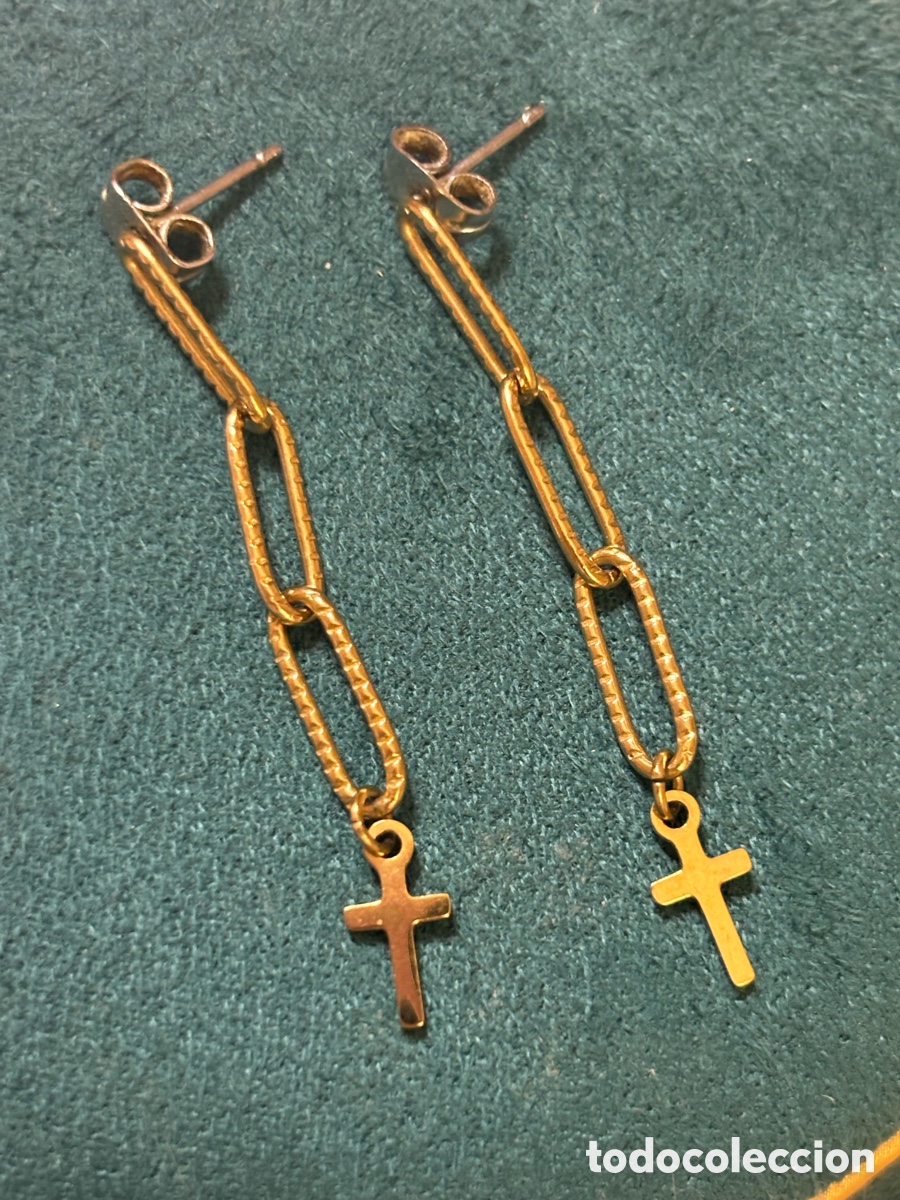 Joyeria: Pendientes dorados cruz