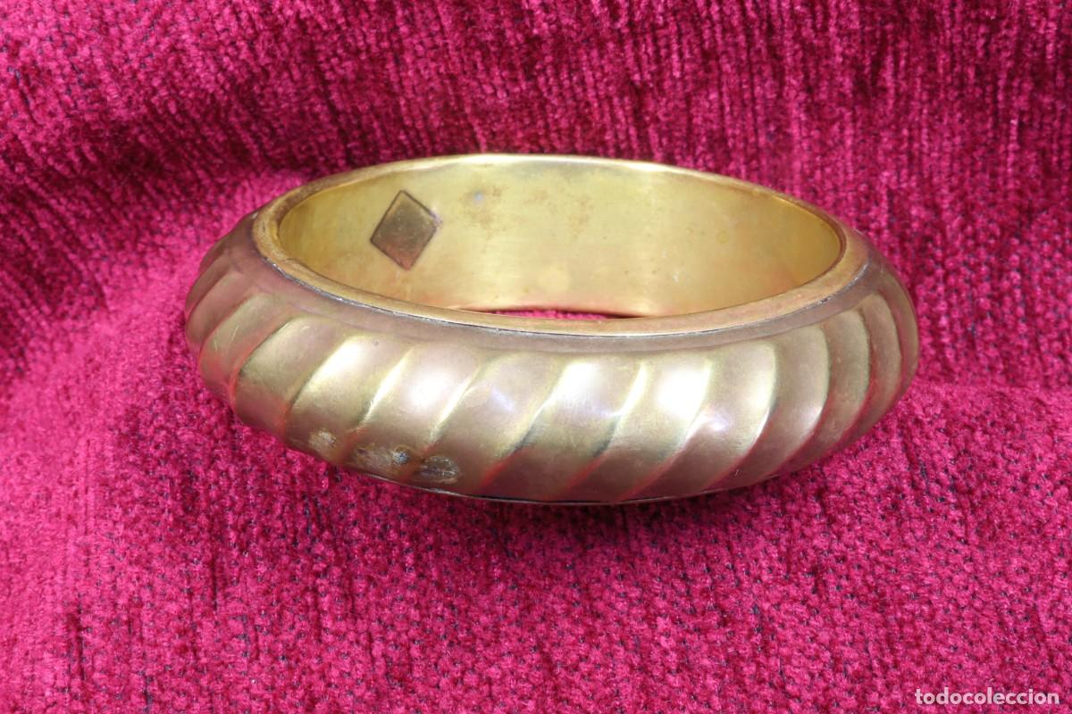 Joyeria: Pulsera de la India. Brazalete de lat&oacute;n. Indian bracelet. Brass bracelet.