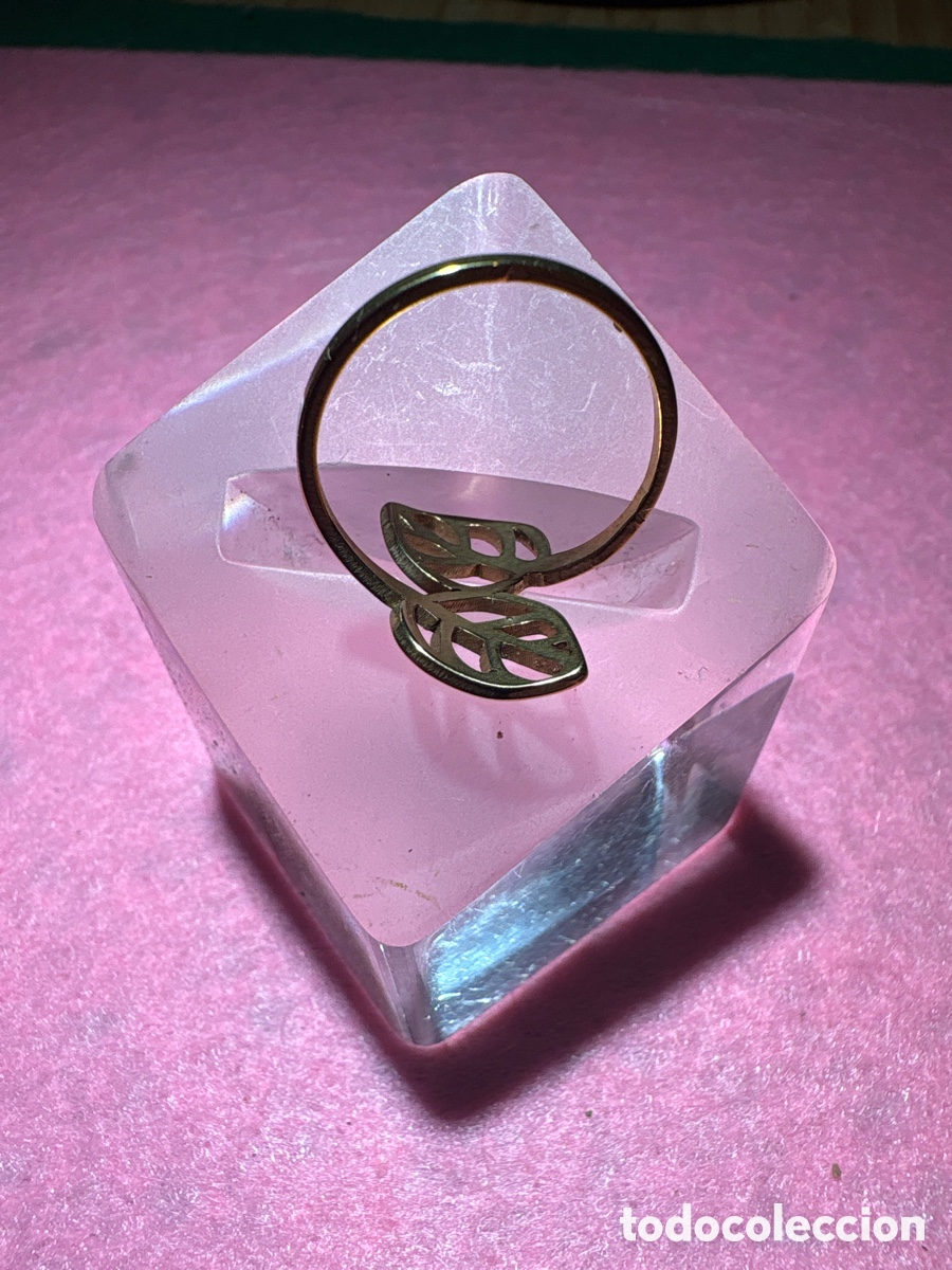 Joyeria: Anillo dorado con hojas (A4) - Foto 2