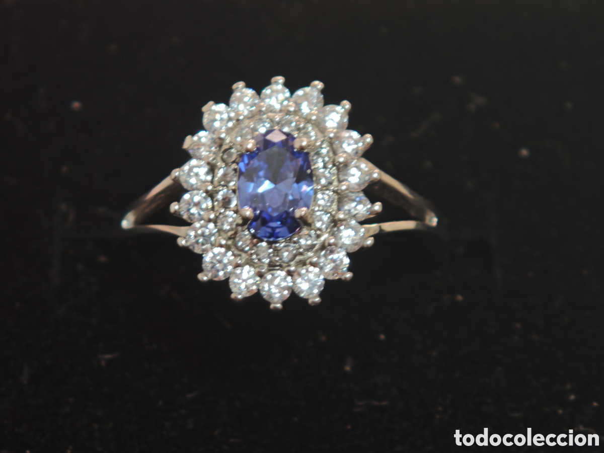 Joyeria: Anillo en Plata de ley contra alzanita natural y circonitas