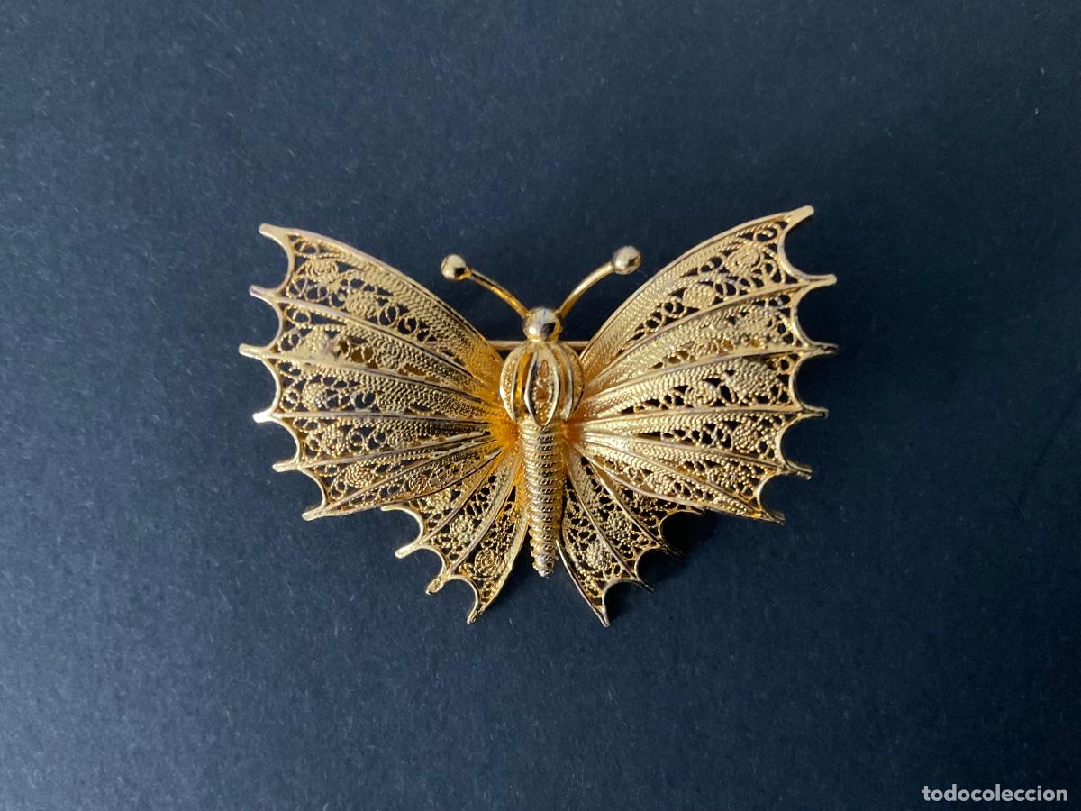 Joyeria: Broche vintage dorado en forma de mariposa con dise&ntilde;o de filigrana