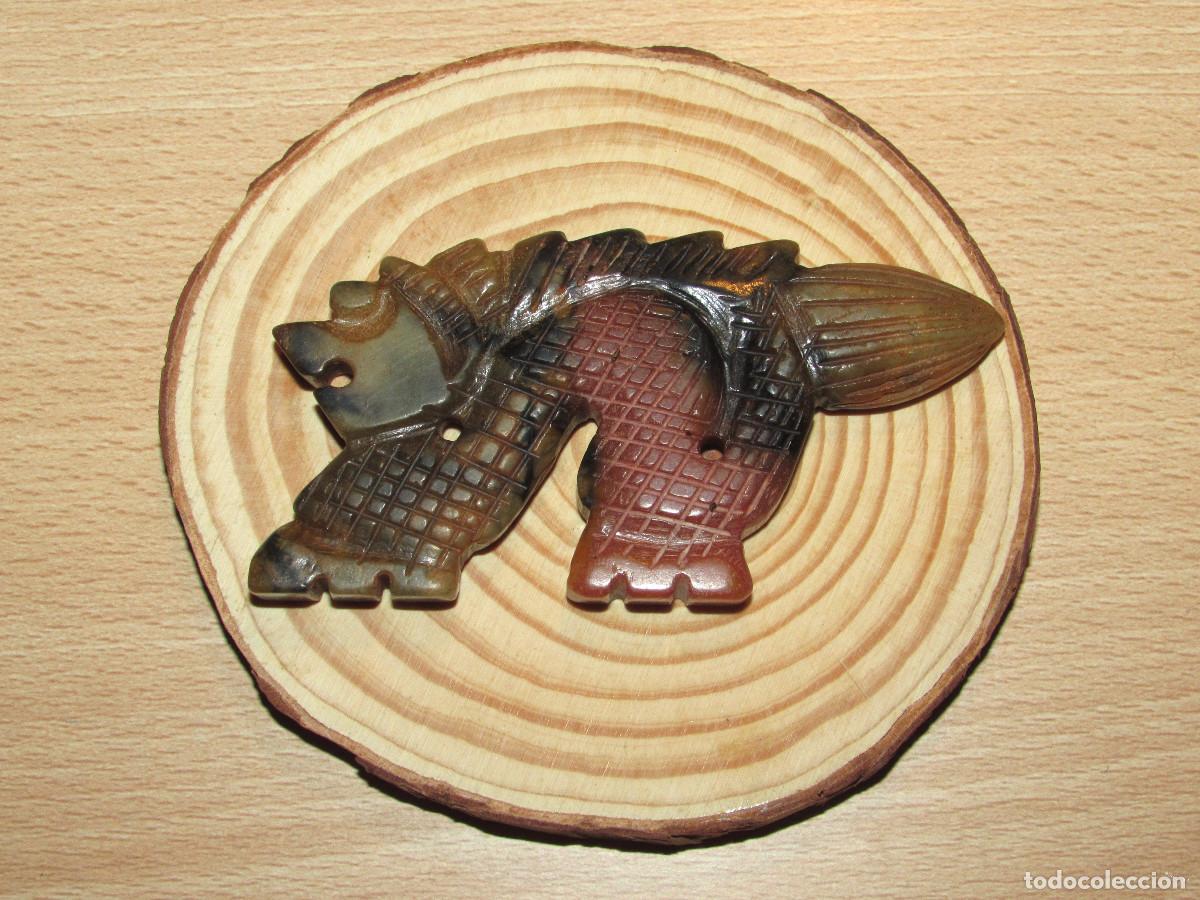 Schmuck: Figura colgante animal mitolog&iacute;a oriental amuleto m&iacute;tico china drag&oacute;n piedra por determinar