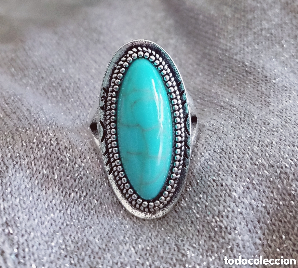 Joyeria: Original anillo oval color plata vieja con piedra azul turquesa 18,5mm di&aacute;m x 3,2cn largo Muy bonito