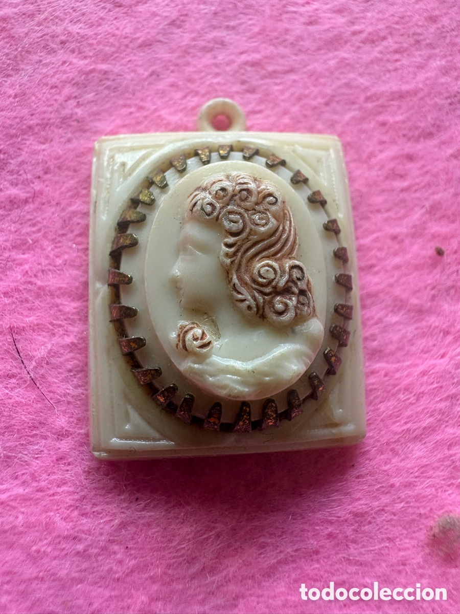 Joyeria: Antigua camafeo en colgante (A1)