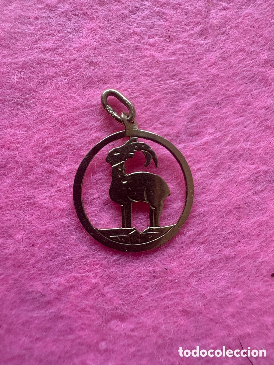 Joyeria: 0,61g oro 18k colgante Capricornio, zodiaco (A1)