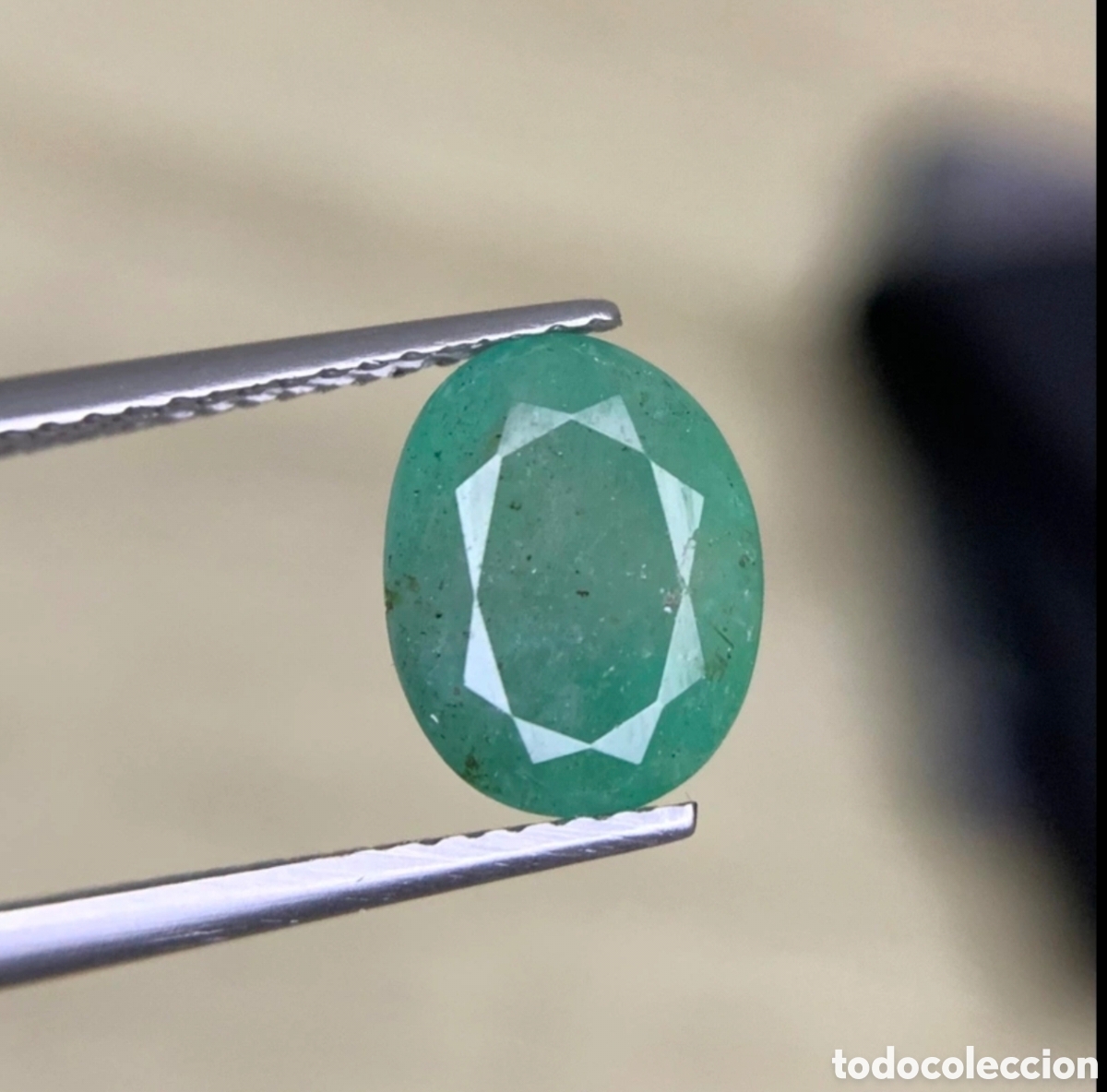 Joyeria: Esmeralda Natural 2,96 ct &mdash; Lapida&ccedil;&atilde;o Oval Facetada