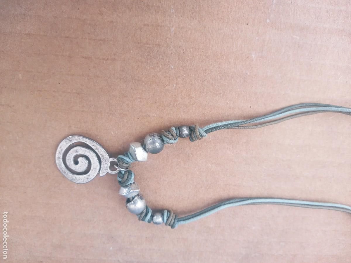 Joyeria: BONITO COLGANTE Y CADENA ANTIGUO