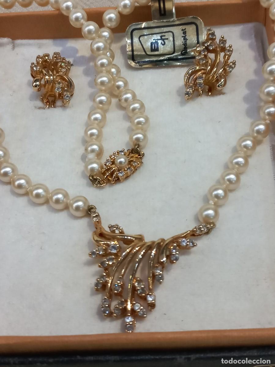 Joyeria: COLLAR PERLAS con CENTRO PALMA Y PENDIENTES
