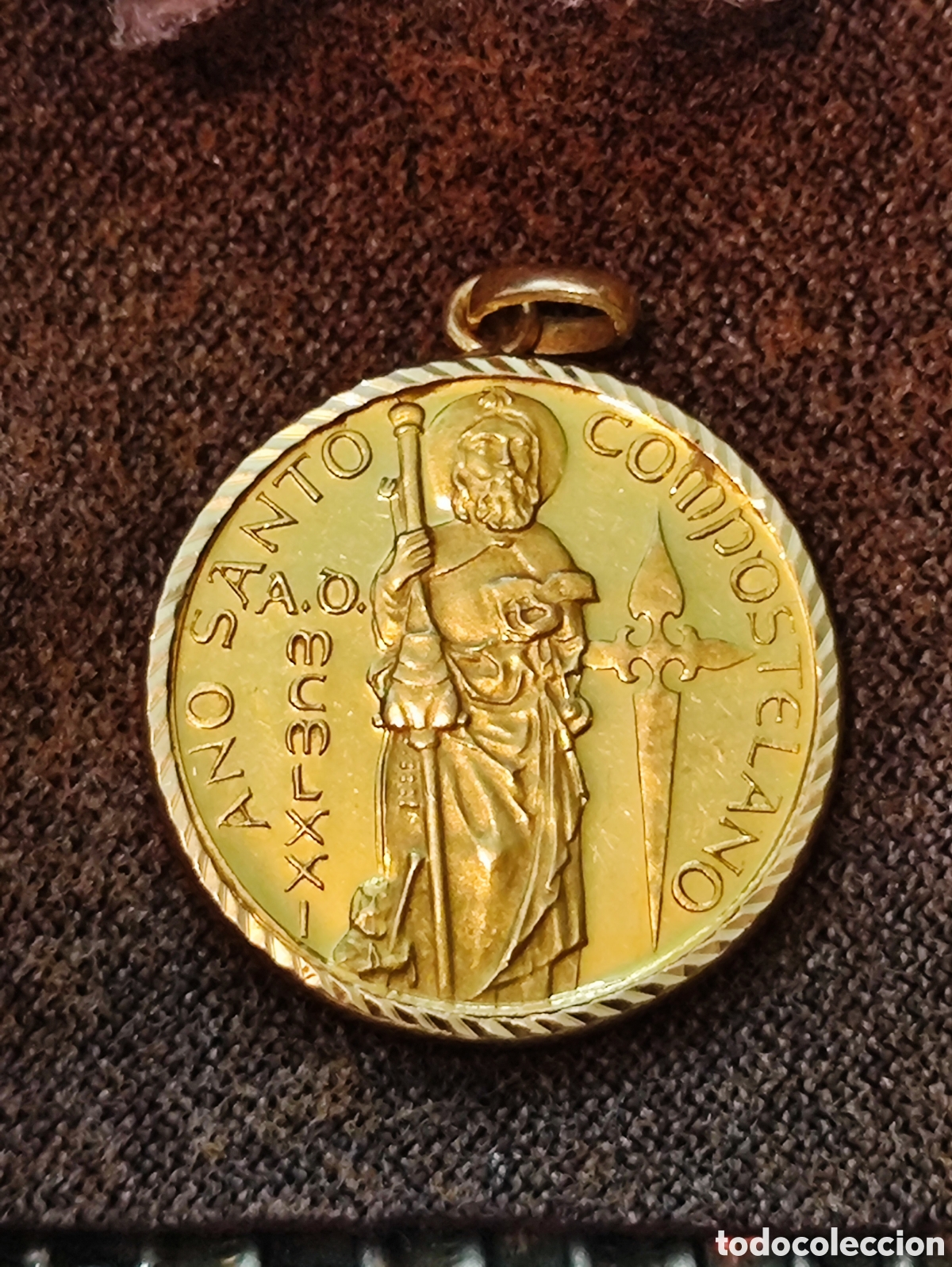 Joyeria: ORO, SANTIAGO DE COMPOSTELA, MEDALLA ORO, A&Ntilde;O SANTO COMPOSTELANO 1971